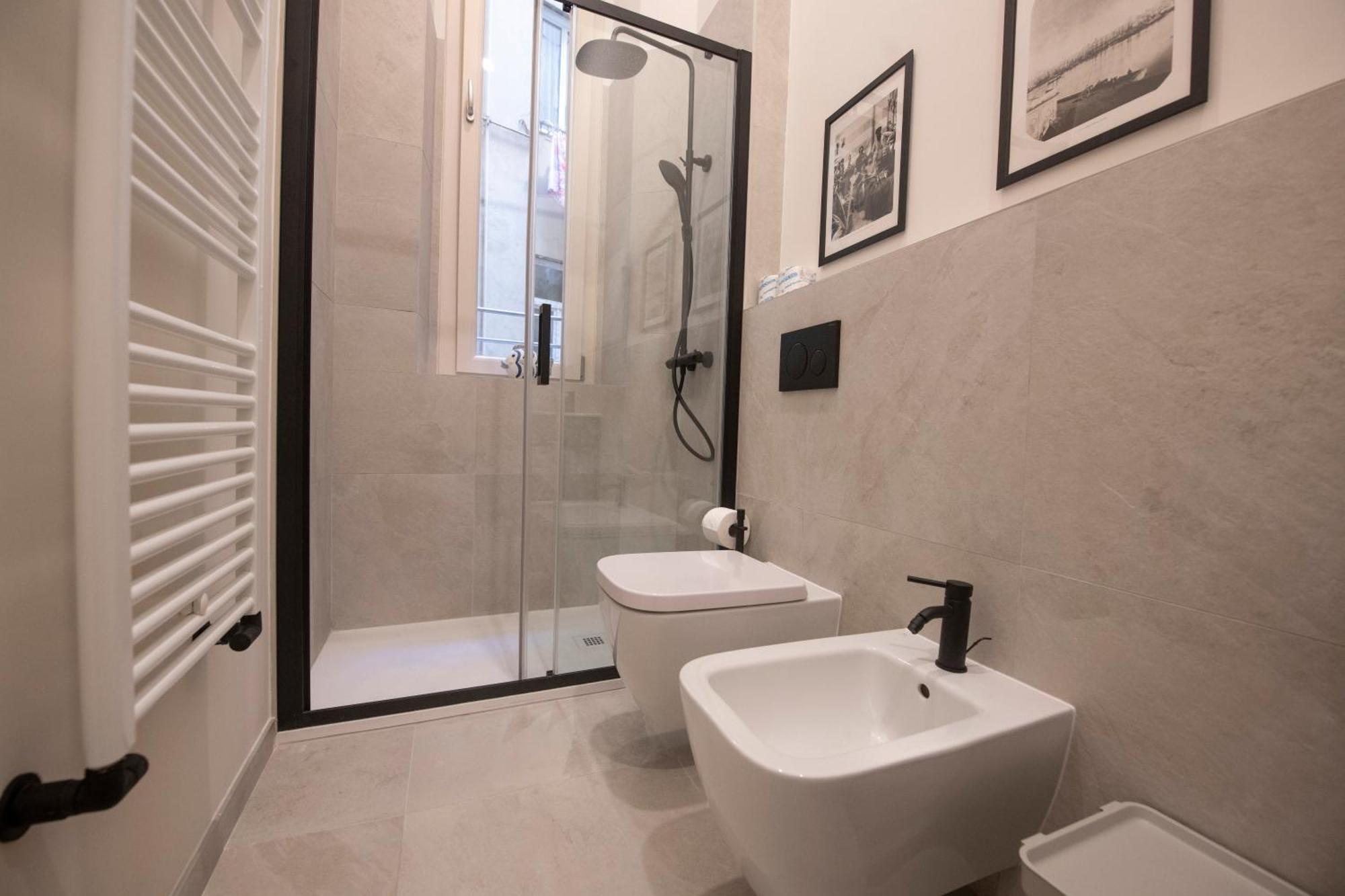227 - Largo Zecca Luxury Apartment - Nel Cuore Del Centro Di Genova Екстер'єр фото